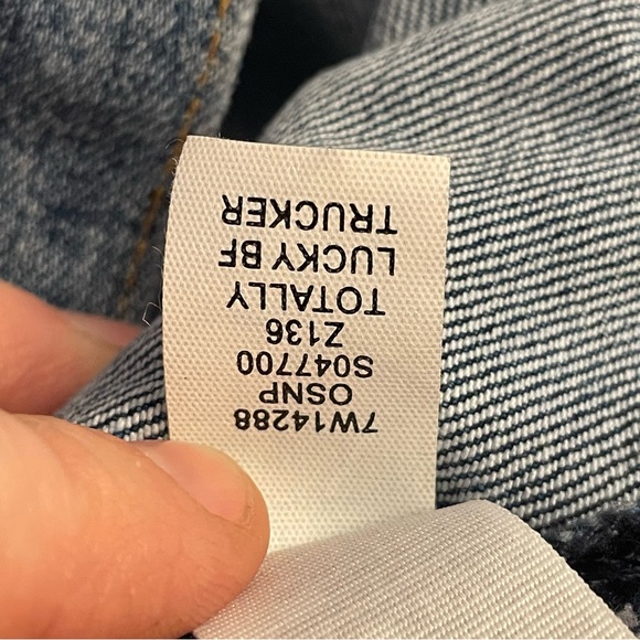 Lucky Brand Totally Lucky Boyfriend Trucker Jacket size large - Picture 8 of 15